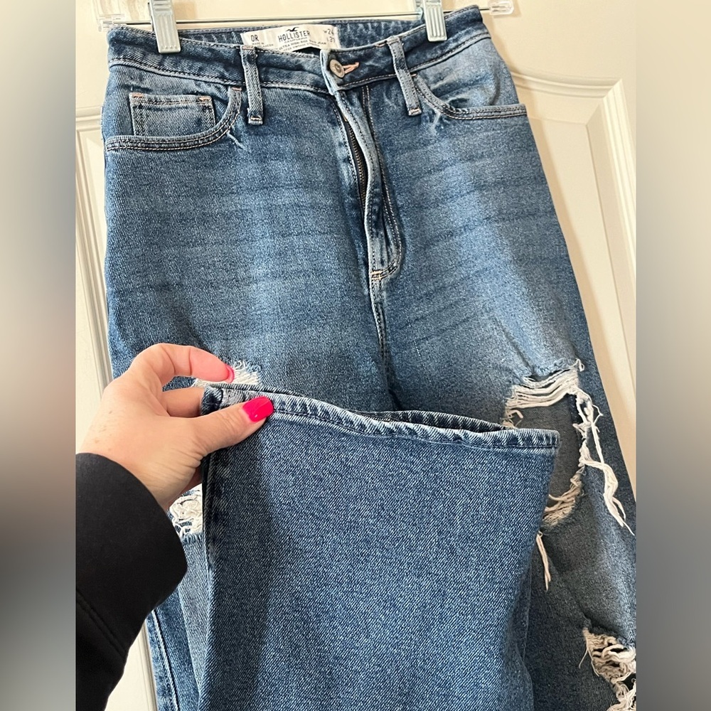 Hollister Vintage Stretch Distressed Curvy High-Rise Dad Jeans Women’s Size 0 - Picture 2 of 14
